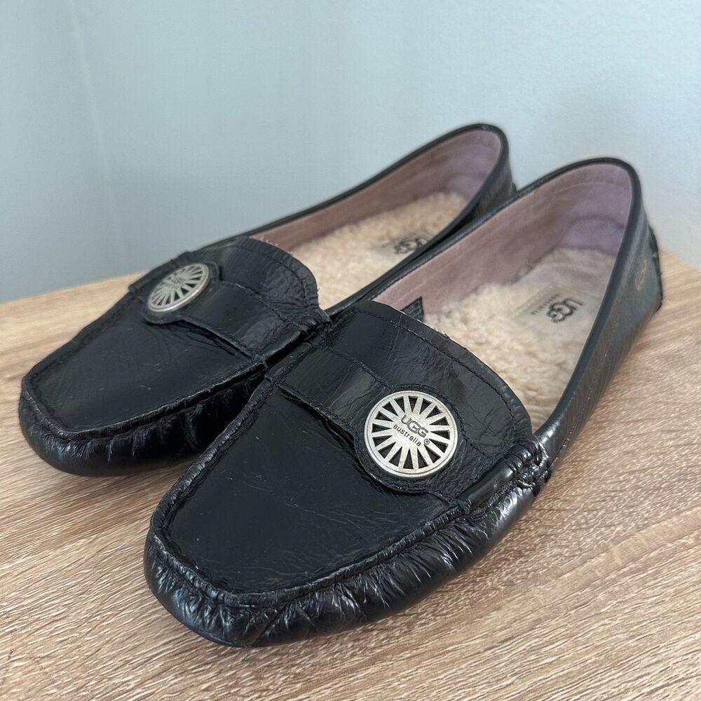 UGG Black Leather Loafers Shearling Lined Sun Medallion Moccasins Size 7.5
